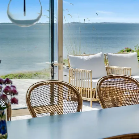 Ferienhaus With Panoramic Views On Hindsholm Martofte