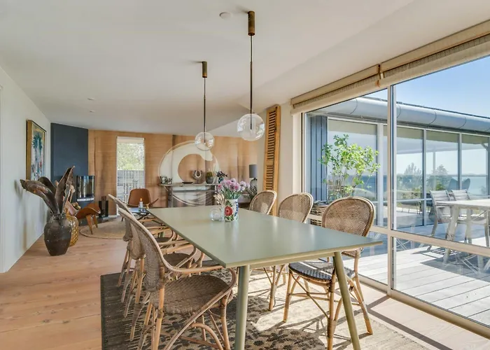 Дом отдыха With Panoramic Views On Hindsholm Martofte